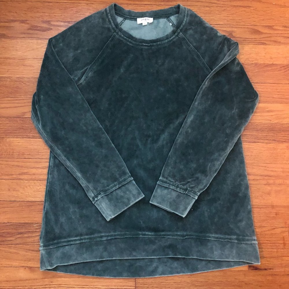 Green Velvet Sweater - UmGee Brand - Size LG